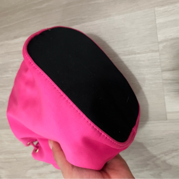 Prada candy perfume toiletery bag - Picture 4 of 6